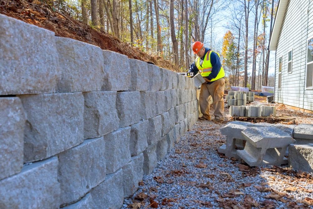 How Retaining Walls Improve Your Yard’s Function and Appearance